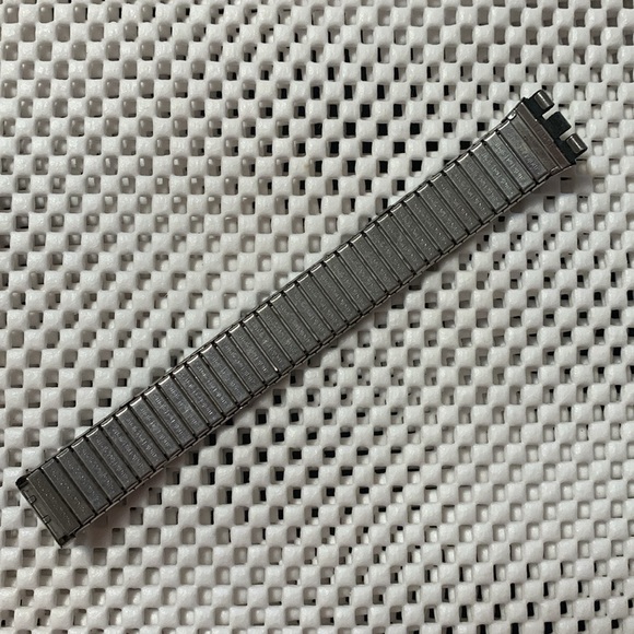 Swatch Watch Flex Metal Strap - Silver - 17mm - Picture 3 of 5